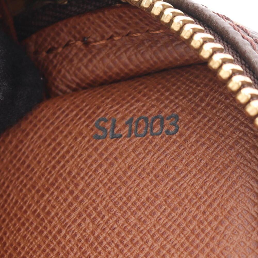 LOUIS VUITTON Brown Monogram Leather Clutch Bag - Picture 5 of 9